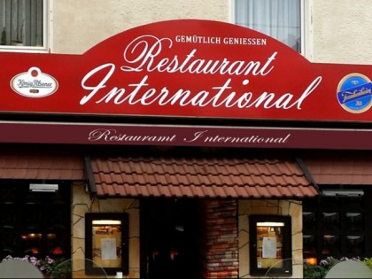 照片: International